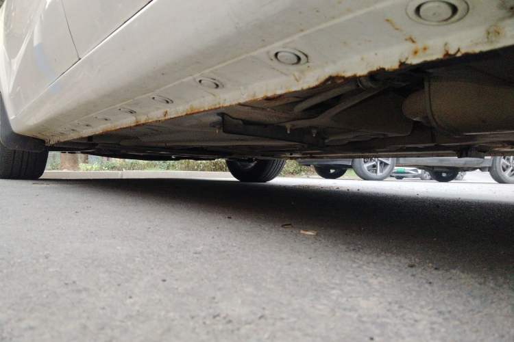Used Haima Fumei 2015 1.6L Manual Prestige Model Chassis Rear Left