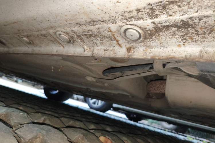 Used Haima Fumei 2015 1.6L Manual Prestige Model Chassis Rear Left