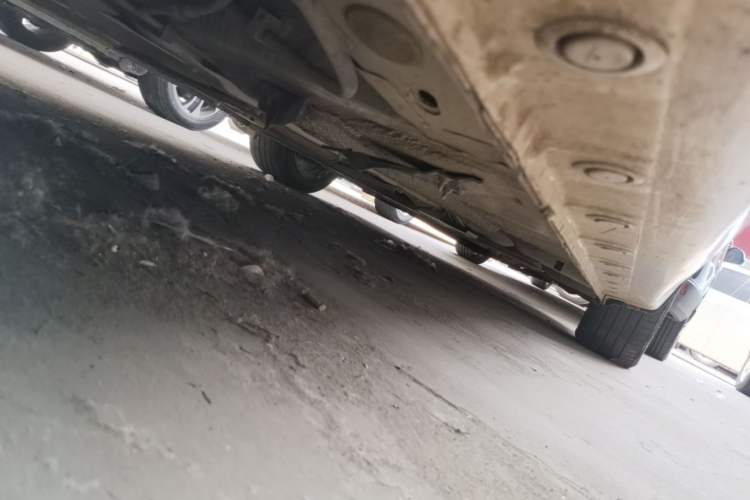 Used Haima Fumei 2015 1.6L Manual ZhiShang Model Chassis Rear Right