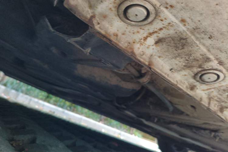 Used Haima Fumei 2015 1.6L Manual Prestige Model Chassis Rear Right