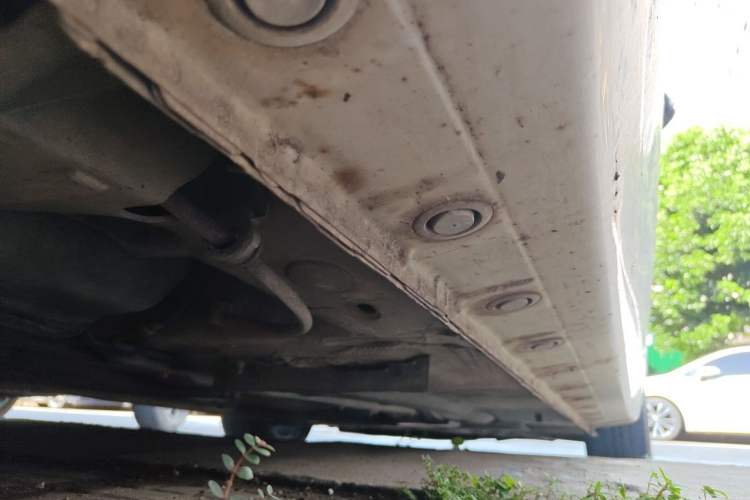 Used Haima Fumei 2015 1.6L Manual Prestige Model Chassis Rear Right