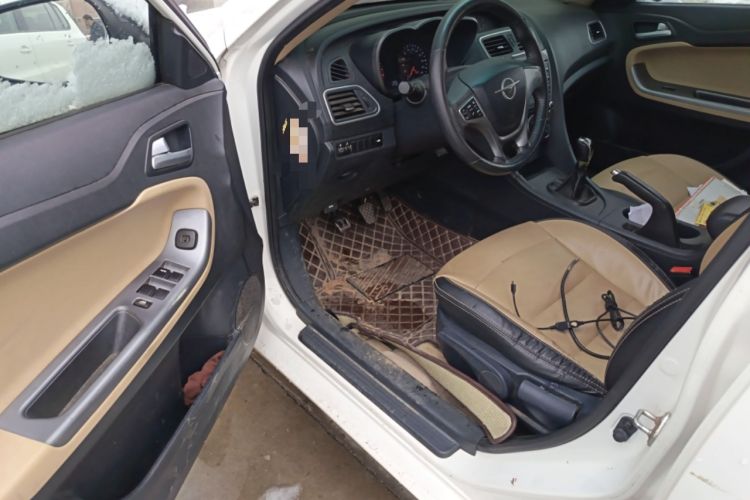 Used Haima Fumei 2015 1.6L Manual ZhiShang Model Driver Seat