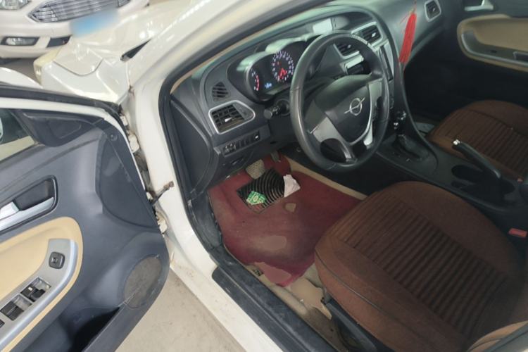 Used Haima Fumei 2015 1.6L Automatic Fashion Model Driver Seat