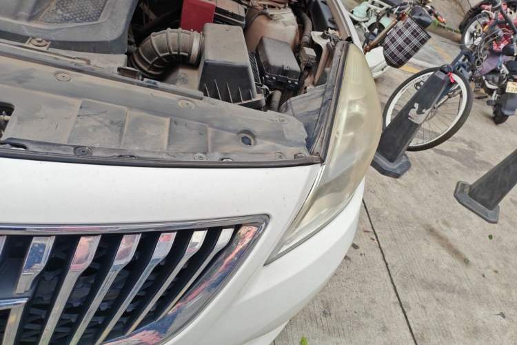 Used Haima Fumei 2015 Classic 1.6L Manual Elite Edition Engine Bay Left