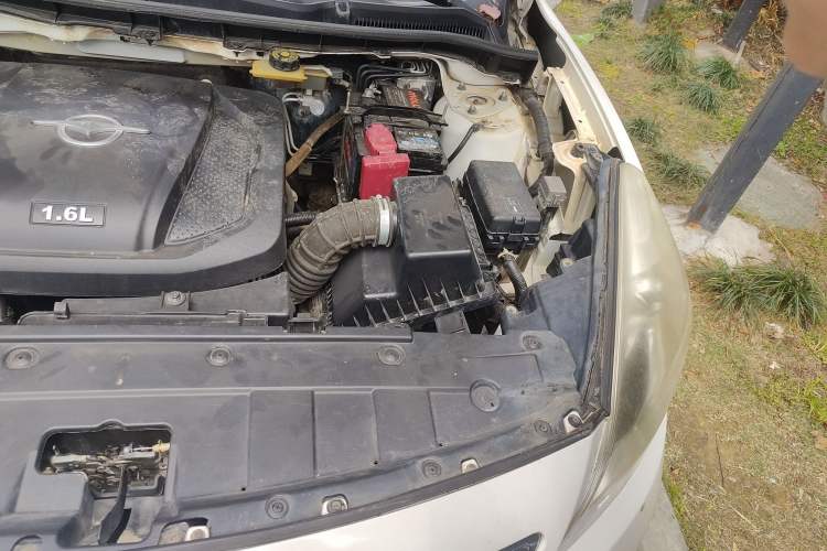 Used Haima Fumei 2015 1.6L Manual ZhiShang Model Engine Bay Left