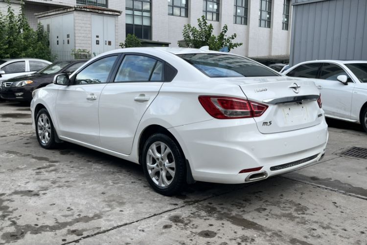 Used Haima Fumei 2015 1.6L Manual YueShang Model Exterior 4