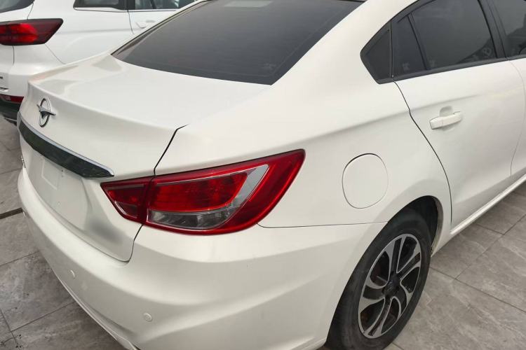 Used Haima Fumei 2015 1.6L Manual Prestige Model Exterior 5