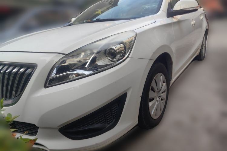Used Haima Fumei 2015 1.6L Manual Fashion Model Front