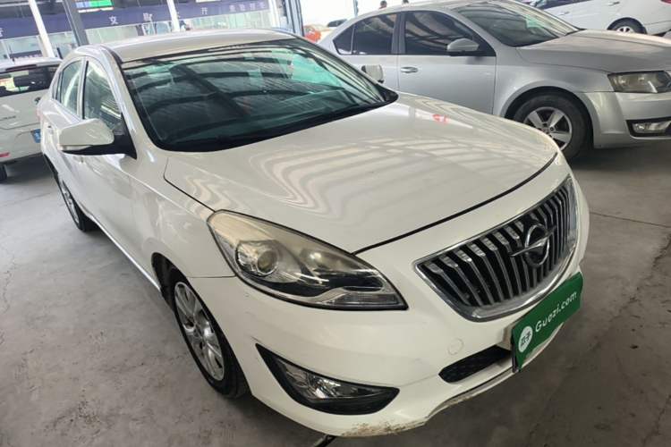 Used Haima Fumei 2015 1.6L Automatic Fashion Model Front Right 45 Deg