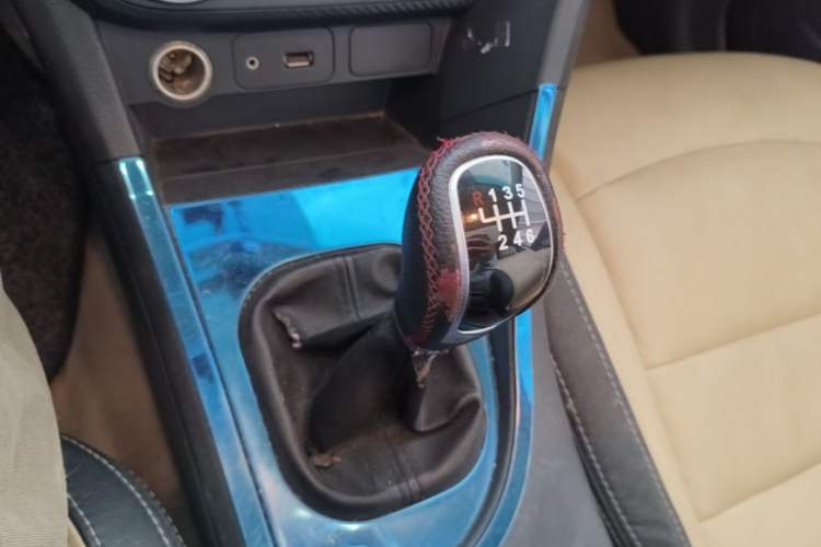 Used Haima Fumei 2015 1.6L Manual ZhiShang Model Gear Lever
