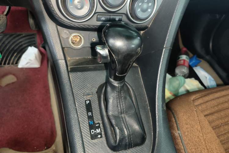 Used Haima Fumei 2015 1.6L Automatic Fashion Model Gear Lever