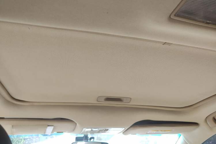 Used Haima Fumei 2015 1.6L Manual ZhiShang Model Headliner