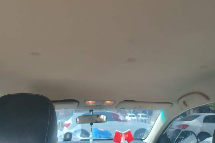 Used Haima Fumei 2015 1.6L Manual Prestige Model Headliner