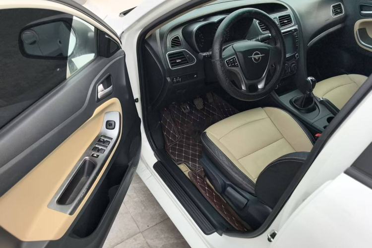 Used Haima Fumei 2015 1.6L Manual Prestige Model Interior 2