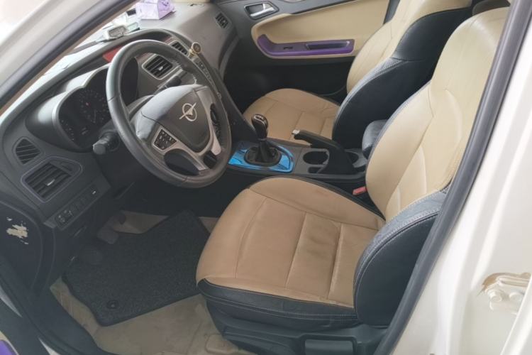 Used Haima Fumei 2015 1.6L Manual ZhiShang Model Left Front Seat