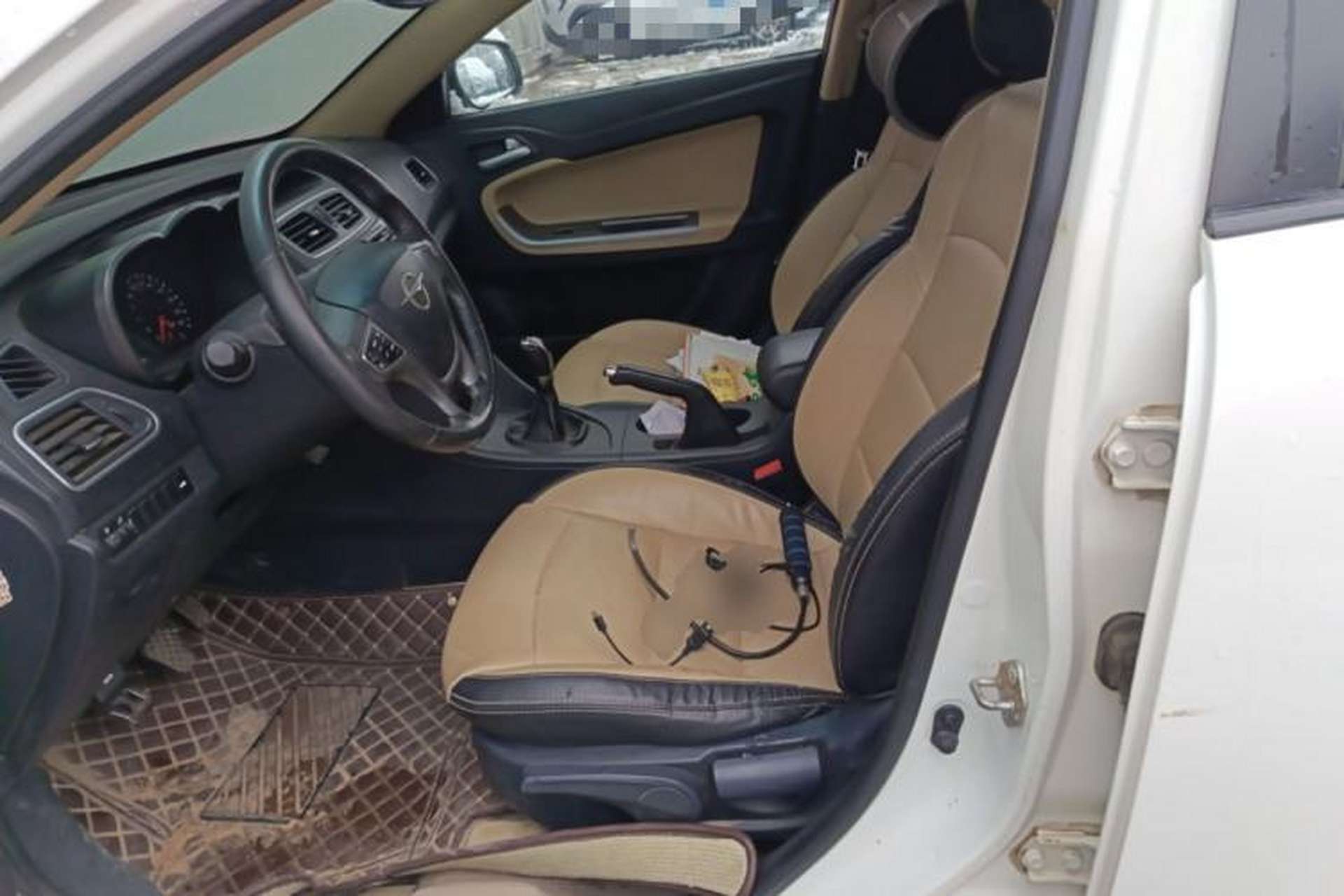 Used Haima Fumei 2015 1.6L Manual ZhiShang Model Left Front Seat