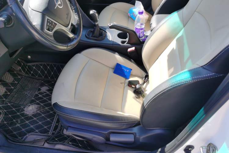 Used Haima Fumei 2015 1.6L Manual YueShang Model Left Front Seat