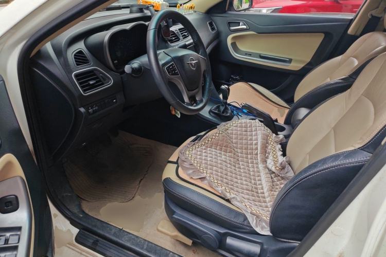 Used Haima Fumei 2015 Classic 1.6L Manual Elite Edition Left Front Seat