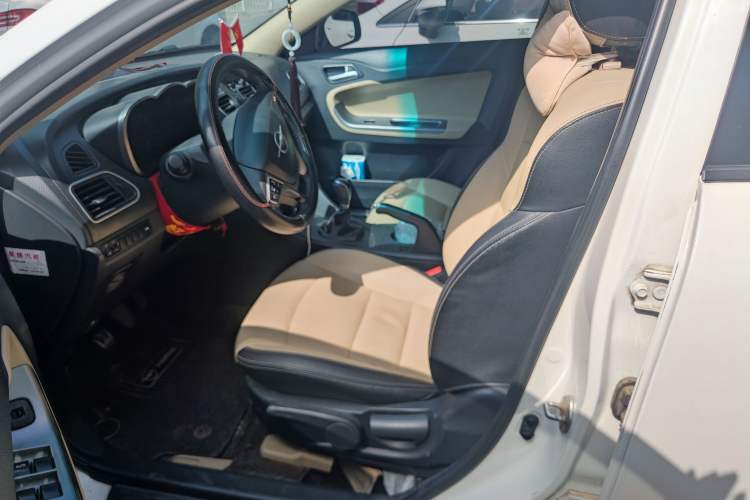 Used Haima Fumei 2015 1.6L Manual Prestige Model Left Front Seat