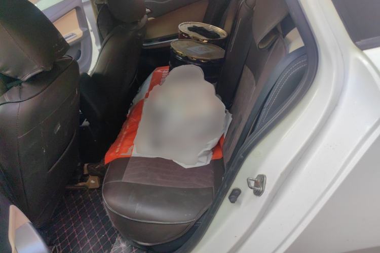 Used Haima Fumei 2015 1.6L Manual Fashion Model Left Rear Seat