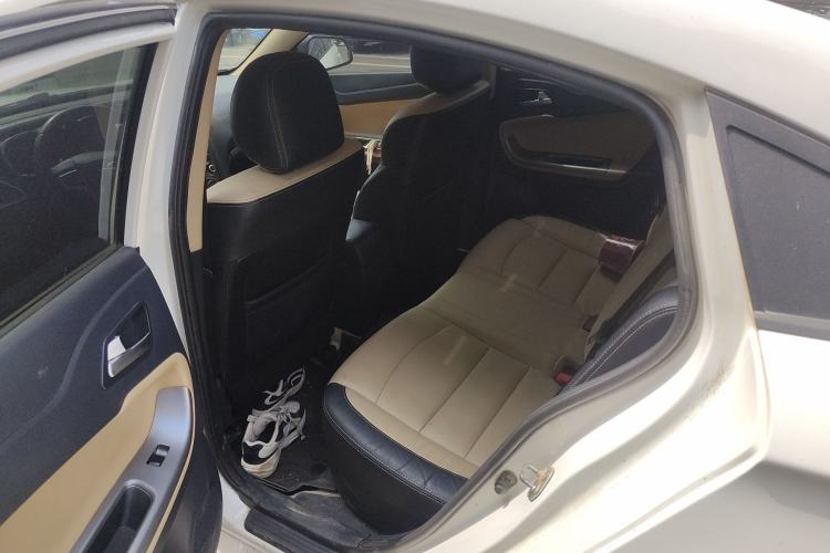 Used Haima Fumei 2015 1.6L Manual ZhiShang Model Left Rear Seat