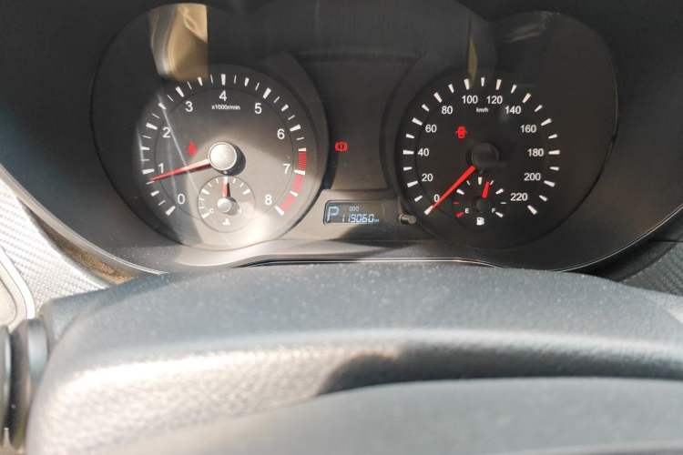 Used Haima Fumei 2015 1.6L Automatic Prestige Model Odometer Close Up