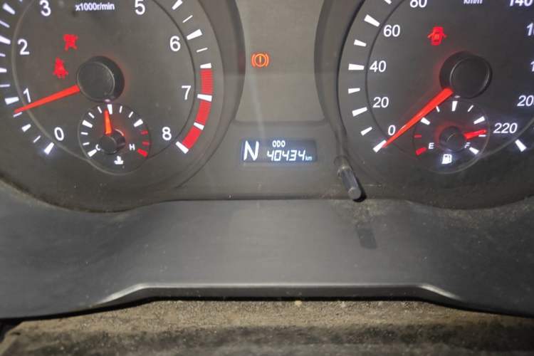 Used Haima Fumei 2015 1.5T Automatic YueShang Model Odometer Close Up
