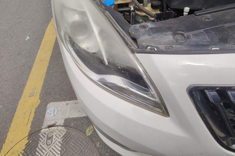 Used Haima Fumei 2015 1.6L Manual ZhiShang Model Right Front Headlight
