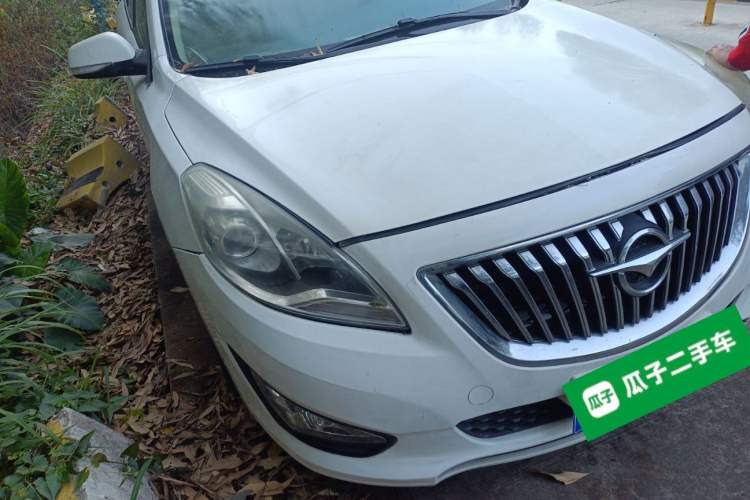Used Haima Fumei 2015 1.6L Automatic Prestige Model Right Front Headlight