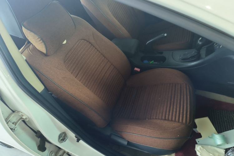 Used Haima Fumei 2015 1.6L Automatic Fashion Model Right Front Seat