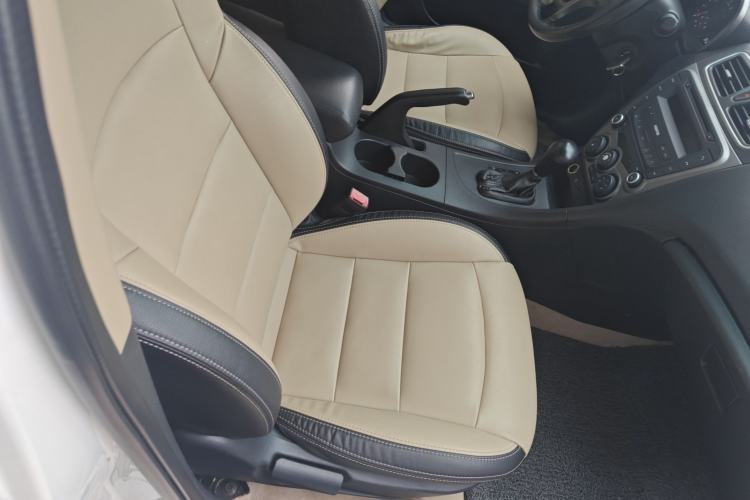 Used Haima Fumei 2015 1.6L Automatic Prestige Model Right Front Seat