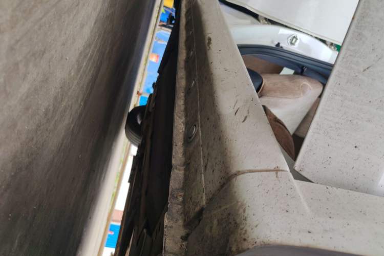 Used Haima Fumei 2015 1.6L Manual Prestige Model Right Side Sill