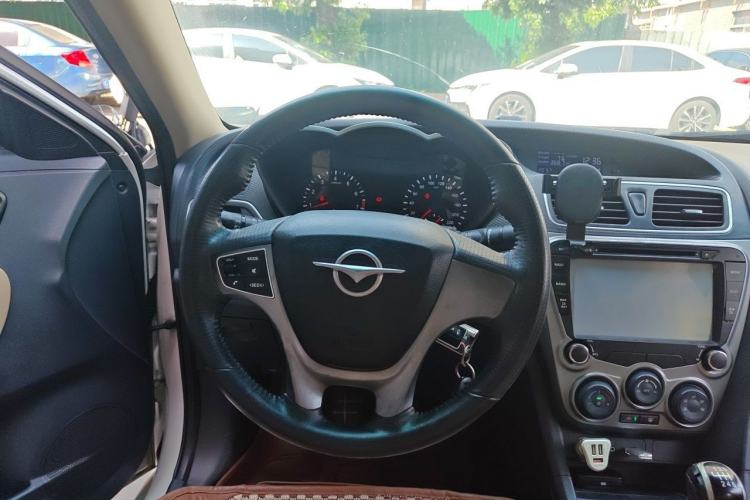 Used Haima Fumei 2015 1.6L Manual Prestige Model Steering Wheel