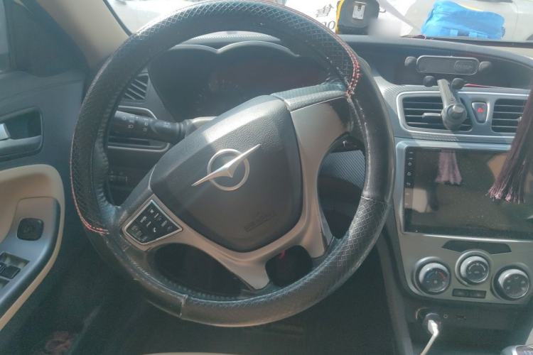 Used Haima Fumei 2015 1.6L Manual Prestige Model Steering Wheel