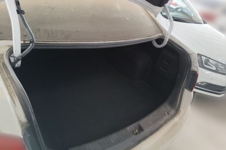 Used Haima Fumei 2015 1.6L Manual ZhiShang Model Trunk