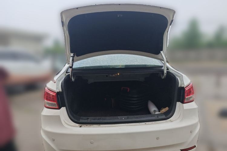 Used Haima Fumei 2015 1.6L Manual Prestige Model Trunk