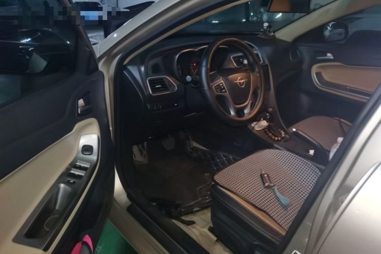 Used Haima Fumei 2015 1.5T Automatic Prestige Model Driver Seat