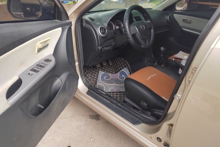 Used Haima Fumei 2015 Classic 1.6L Manual Elite Edition Driver Seat