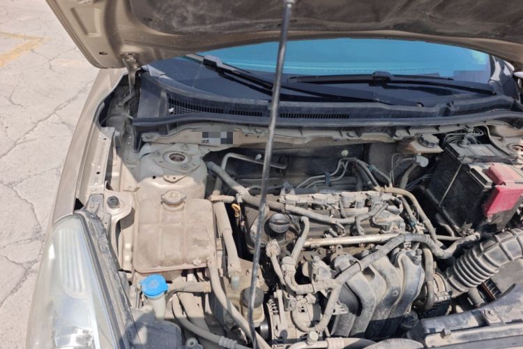 Used Haima Fumei 2015 1.6L Manual Prestige Model Engine Bay Right