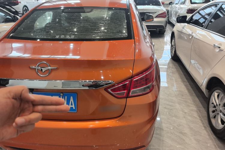 Used Haima Fumei 2015 1.6L Manual YueShang Model Exterior 2