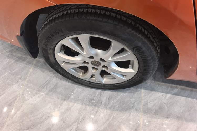 Used Haima Fumei 2015 1.6L Manual YueShang Model Exterior 4