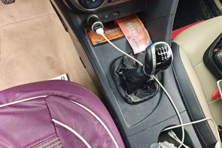 Used Haima Fumei 2015 1.6L Manual Prestige Model Gear Lever
