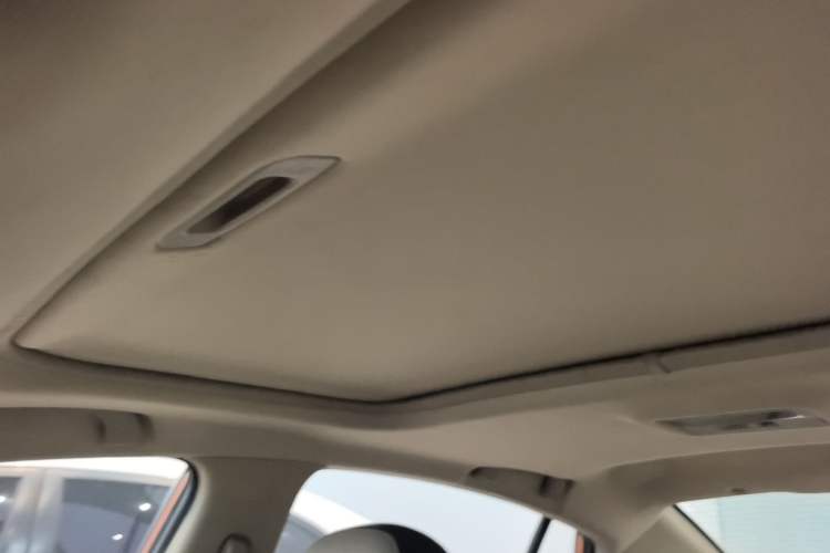 Used Haima Fumei 2015 1.6L Manual YueShang Model Headliner