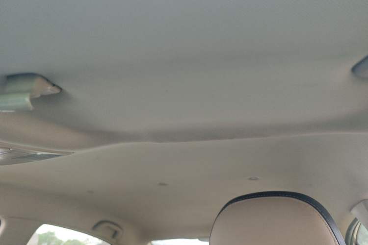 Used Haima Fumei 2015 1.6L Manual Prestige Model Headliner