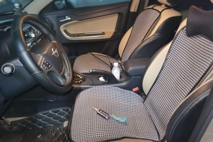 Used Haima Fumei 2015 1.5T Automatic Prestige Model Left Front Seat