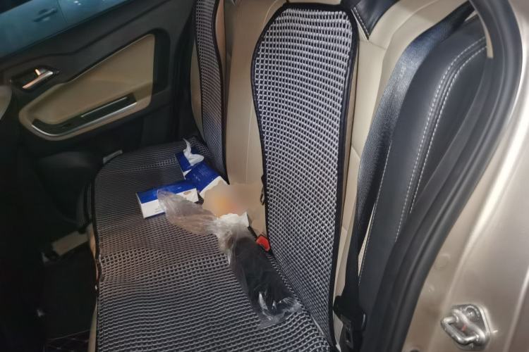 Used Haima Fumei 2015 1.5T Automatic Prestige Model Left Rear Seat