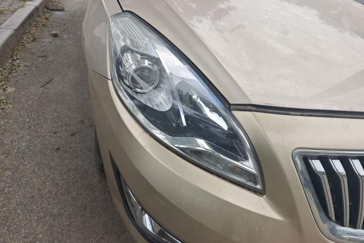 Used Haima Fumei 2015 1.6L Manual Prestige Model Right Front Headlight