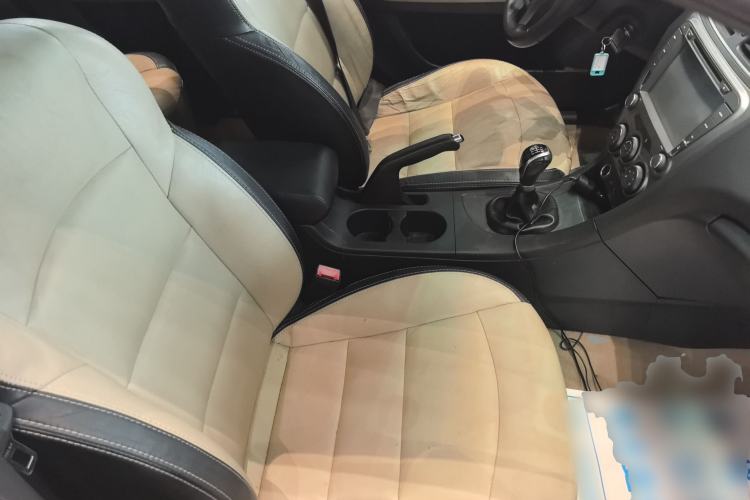 Used Haima Fumei 2015 1.6L Manual YueShang Model Right Front Seat