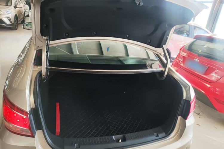 Used Haima Fumei 2015 1.6L Manual Prestige Model Trunk