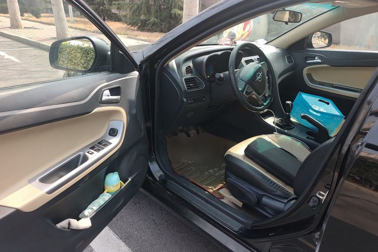 Used Haima Fumei 2016 1.6L Manual Prestige Model Upgrade Driver Seat